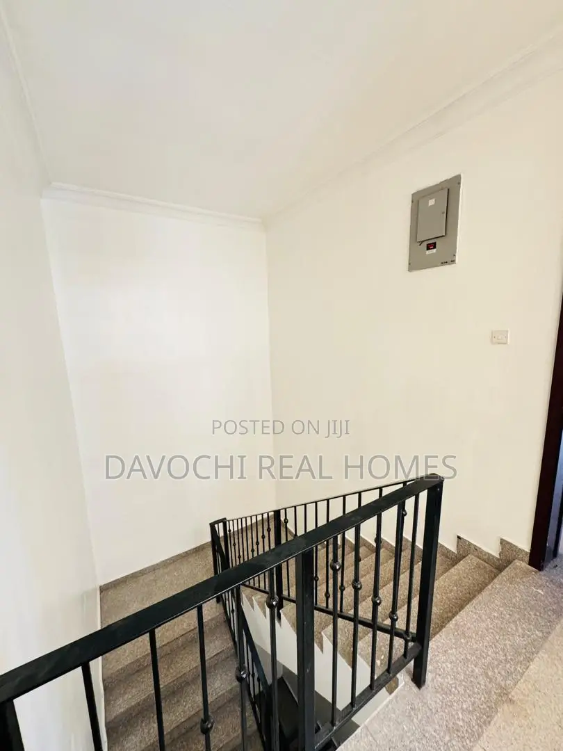 Furnished 5bdrm Duplex in Lekki Phase 1 for rent