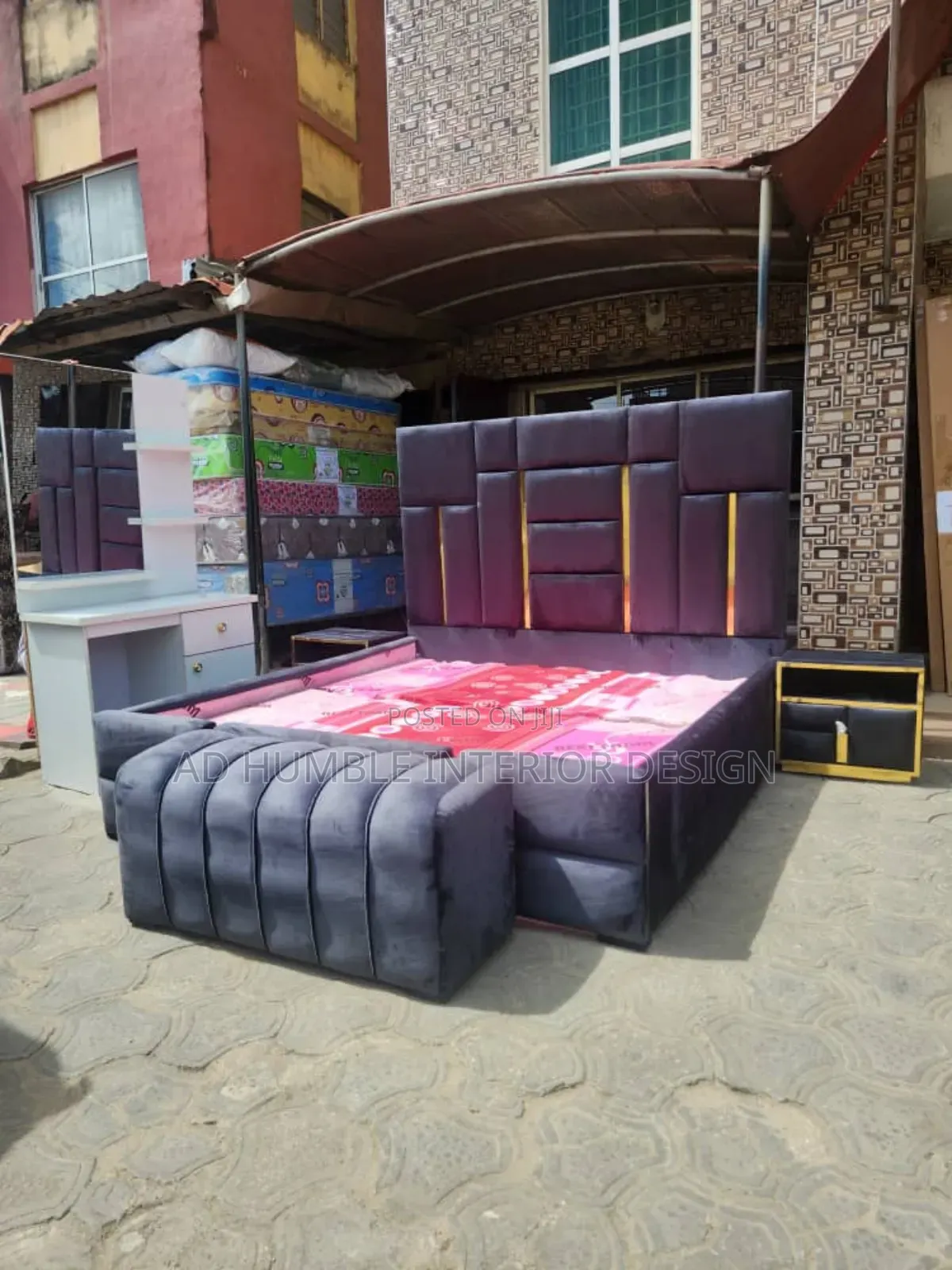 6/6 Bedframe