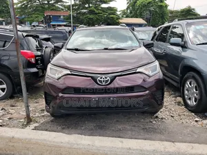 Toyota RAV4 LE AWD (2.5L 4cyl 6A) 2016 Burgundy