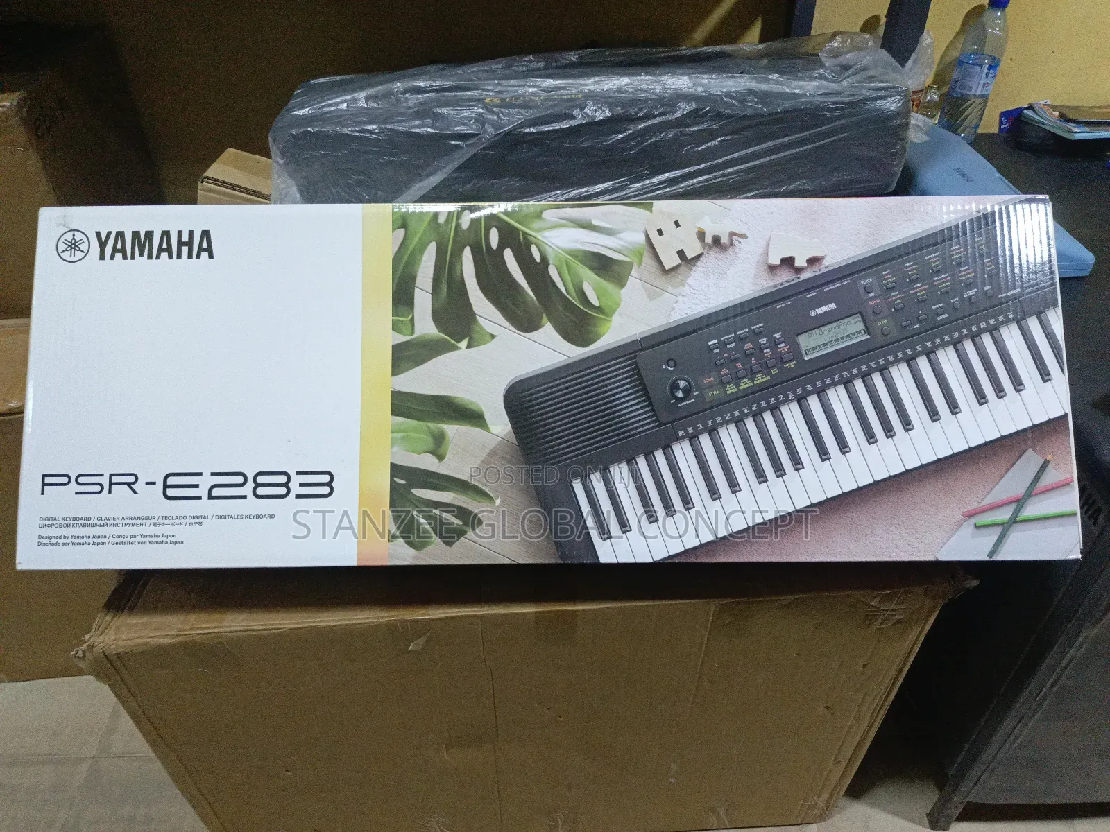 Yamaha PSR E283 Keyboard With Adapter