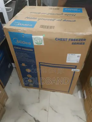 Midea 150L Anti-Rust Body Chest Freezer (Hs-186cn)