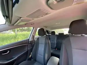 Hyundai Elantra 2017 Silver