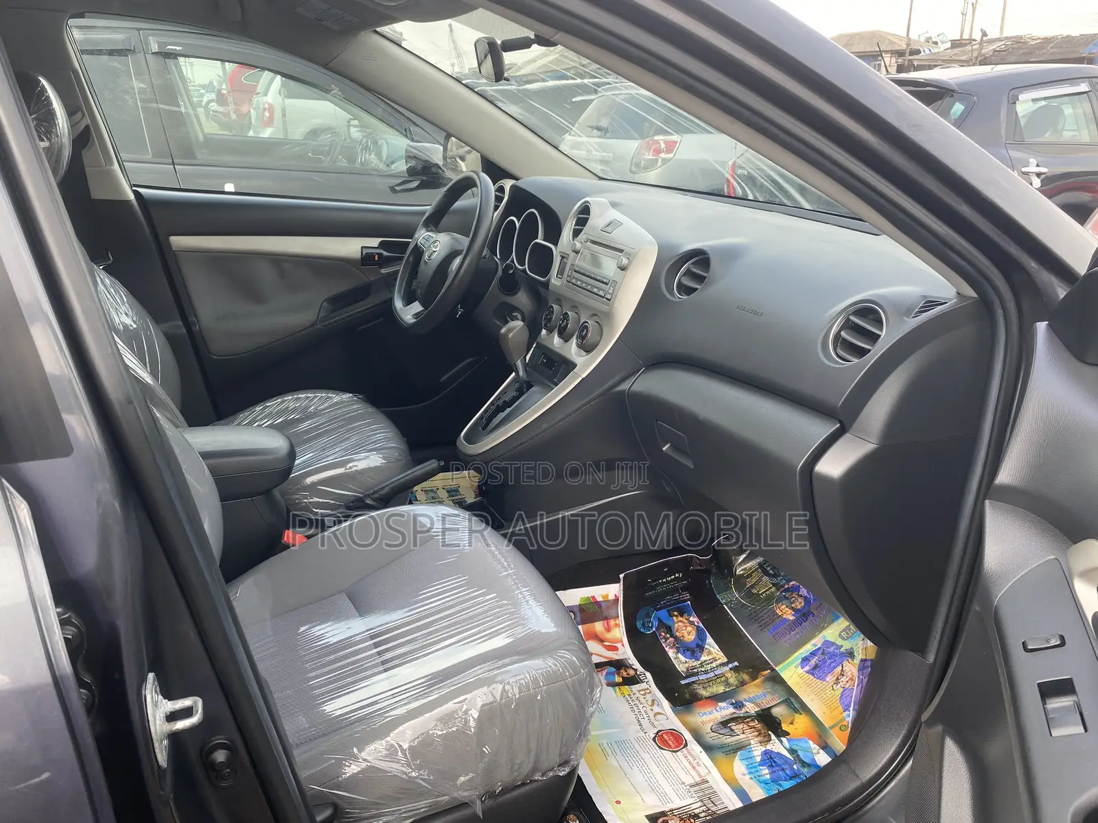 Toyota Matrix 2012 Gray