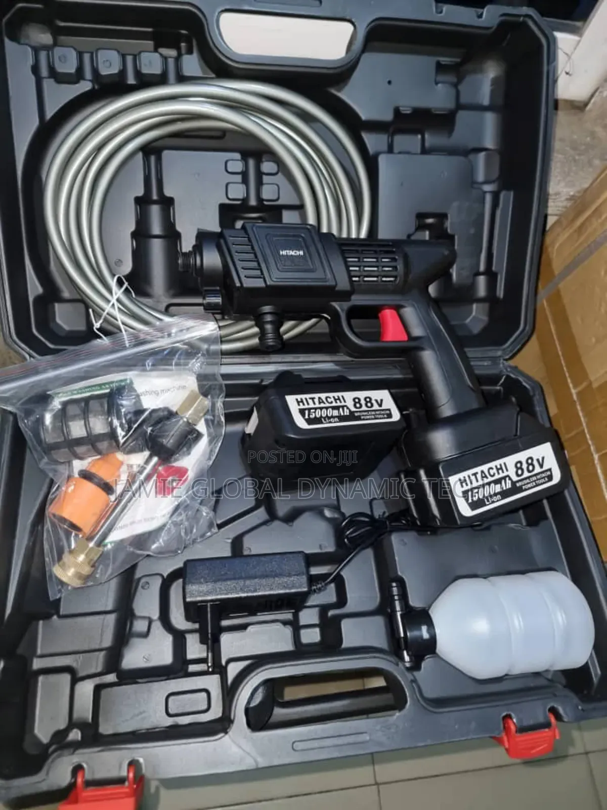 Rechargeable Pressure Washer