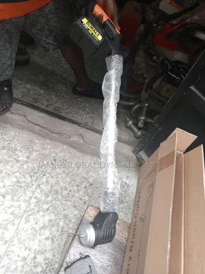 Rechargeable Brush Cutter Machine