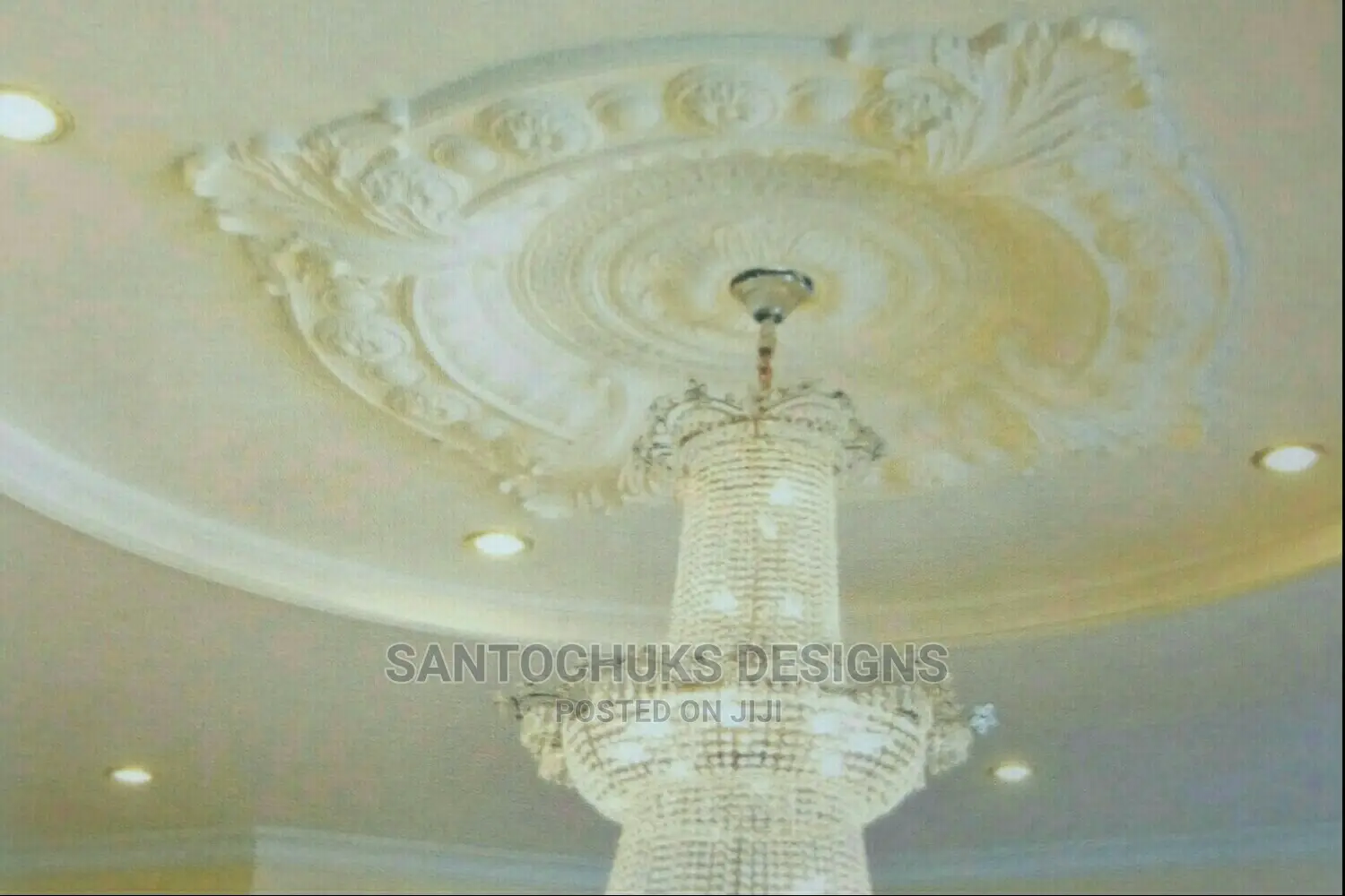 Pop Cornice and Ceiling Focus/Medallions