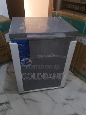 Midea 150L Super Power Chest Freezer (Hs-186cn)