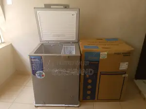 Midea 150L Cool Converse Chest Freezer (Hs-186cn)