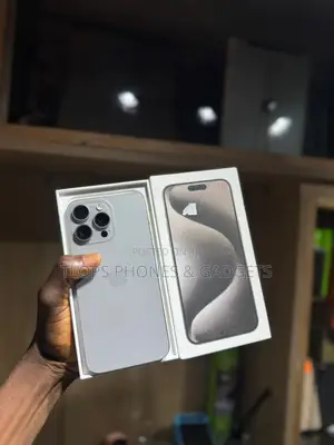 Apple iPhone 15 Pro Max 256 GB