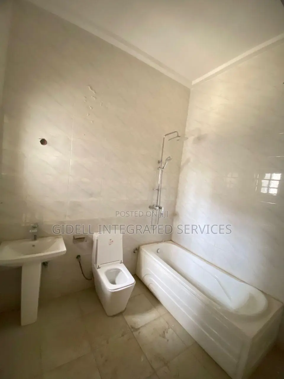 3bdrm Apartment in Katampe Extension for rent