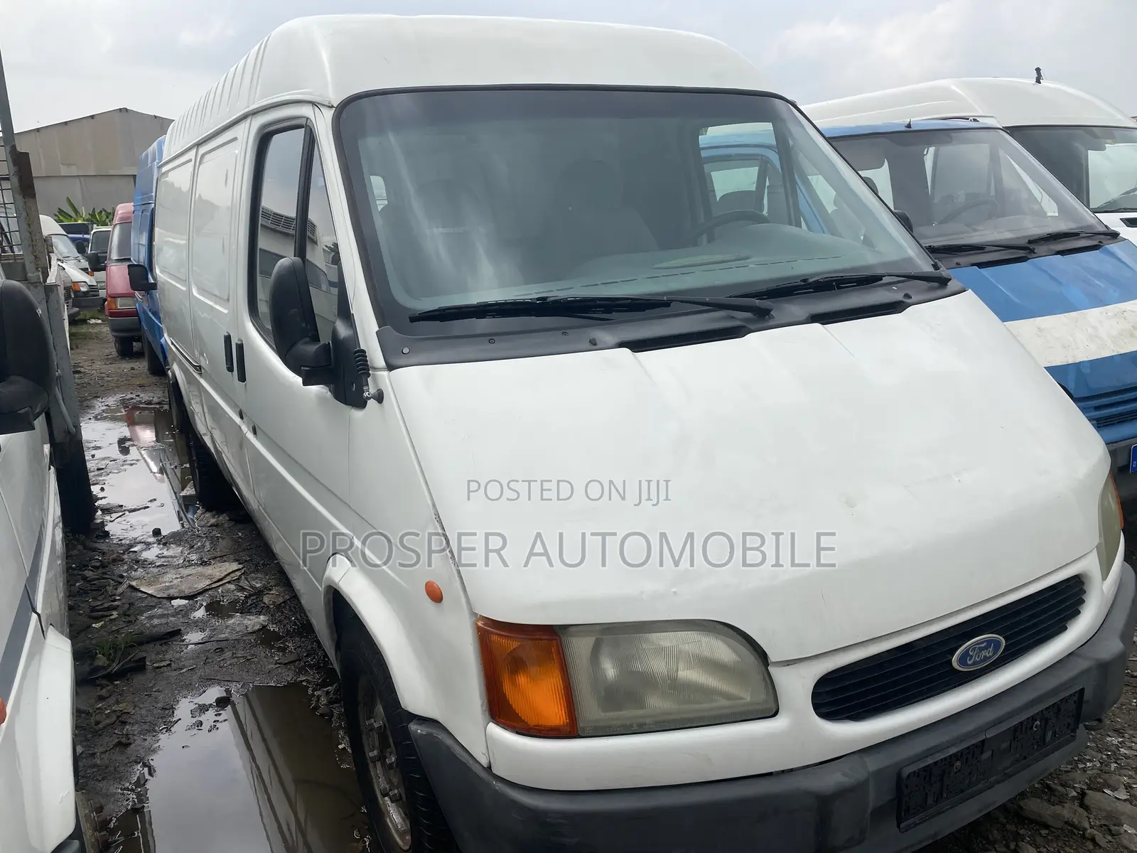 Ford Transit 2002 White