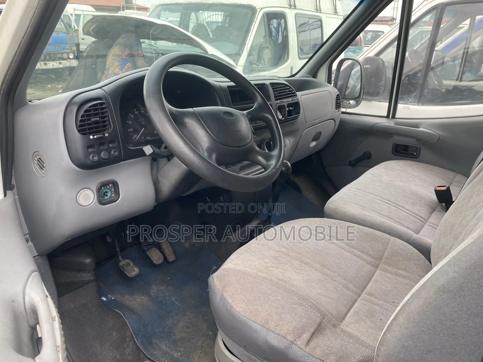 Ford Transit 2002 White