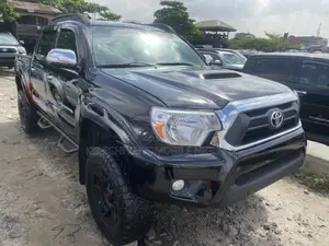 Toyota Tacoma 2014 Black