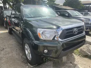 Toyota Tacoma 2013 Green