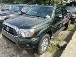 Toyota Tacoma 2013 Green
