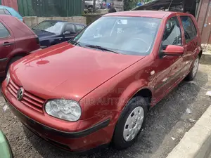 Volkswagen Golf 2004 Red