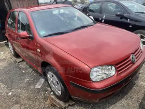 Volkswagen Golf 2004 Red