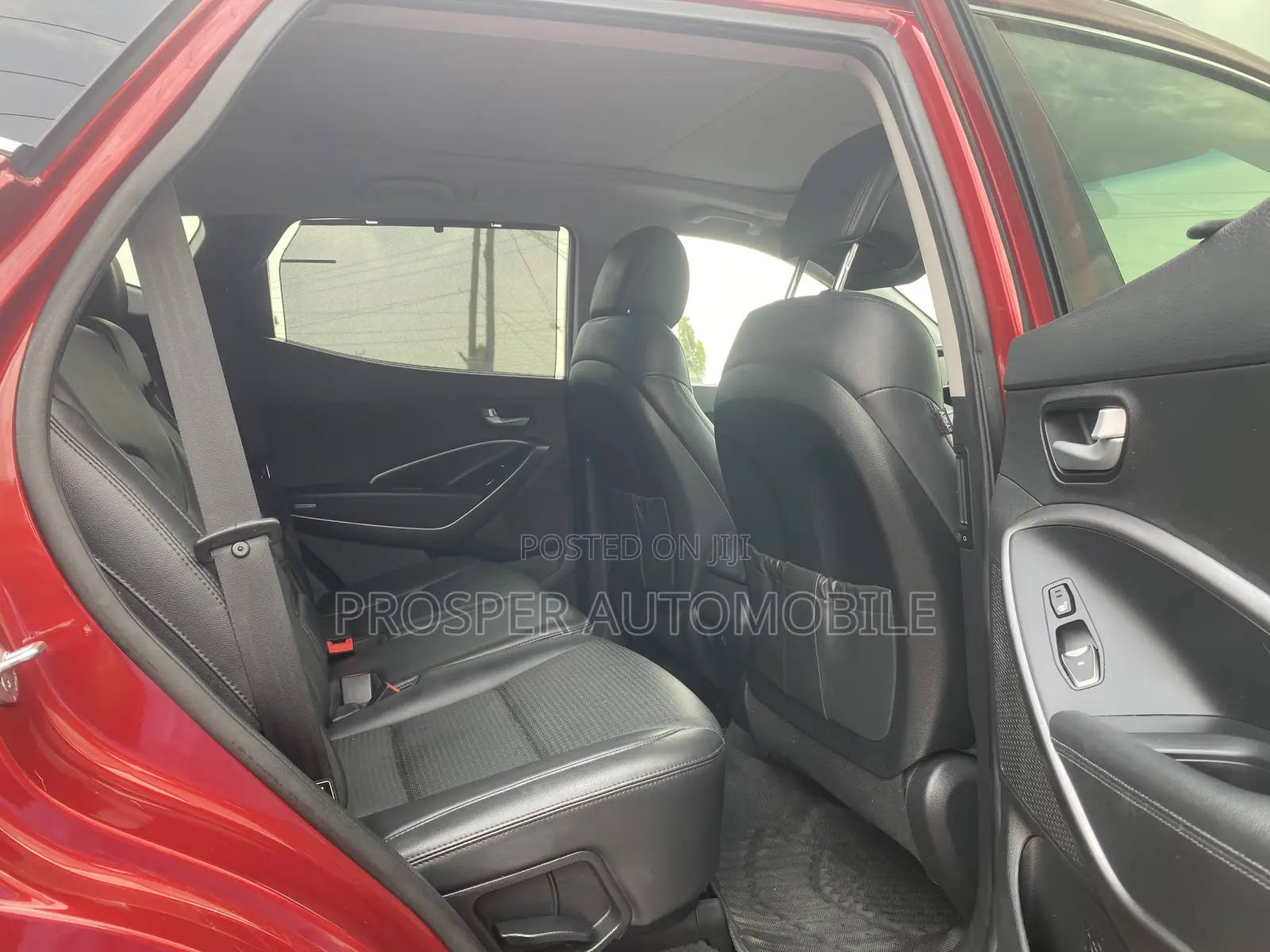 Hyundai Santa Fe 2014 Red