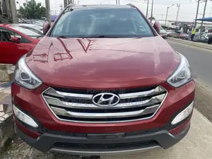 Hyundai Santa Fe 2014 Red