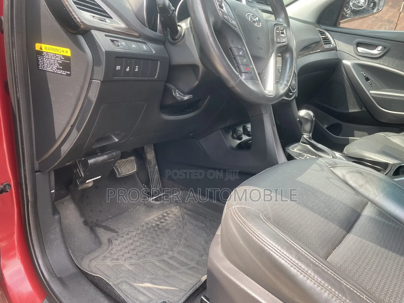 Hyundai Santa Fe 2014 Red