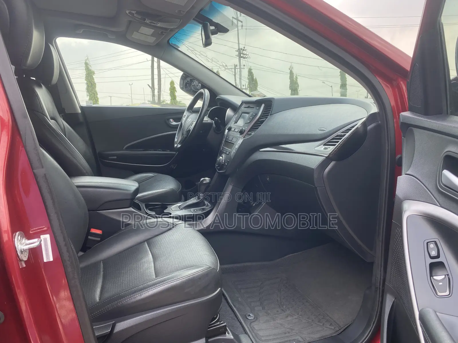 Hyundai Santa Fe 2014 Red