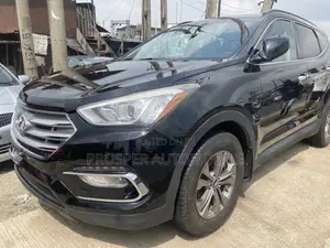 Hyundai Santa Fe 2014 Black
