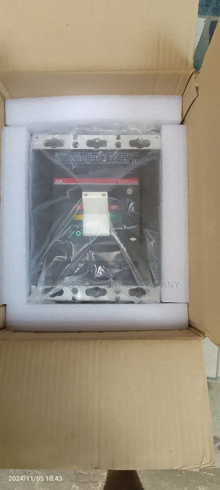 800ahms 3pole Abb Tmax Breaker