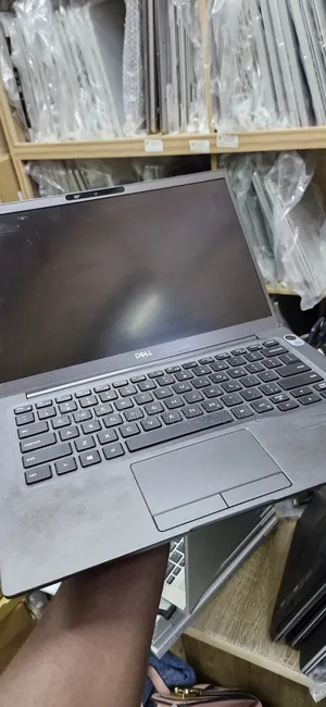 Laptop Dell Latitude 7400 16GB Intel Core I7 SSD 256GB