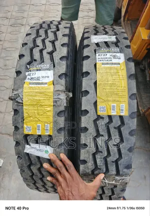 900R20 Austone Tires