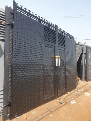 Bi Parting Swing Gates