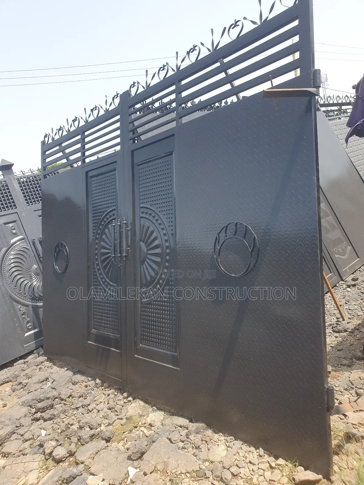 Bi Parting Swing Gates