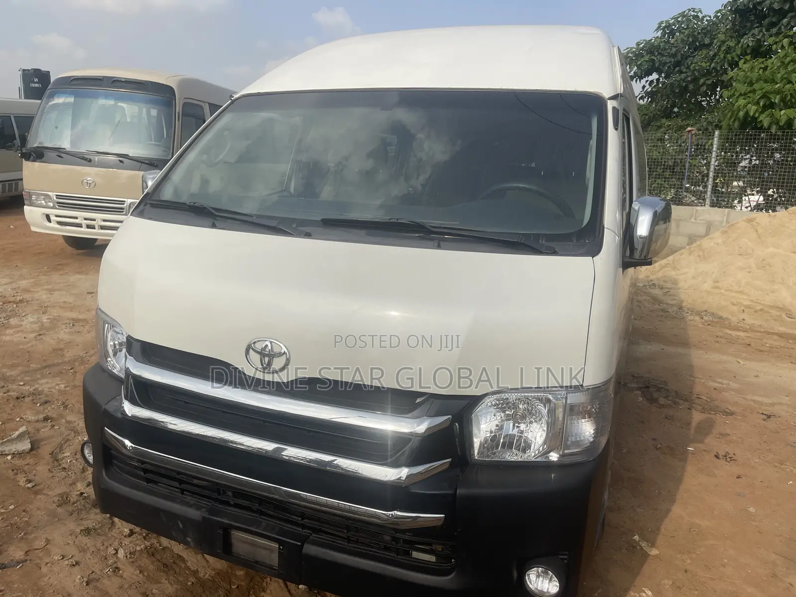 Toyota Coaster 2017 Gold