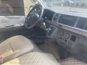 Toyota Coaster 2017 Gold