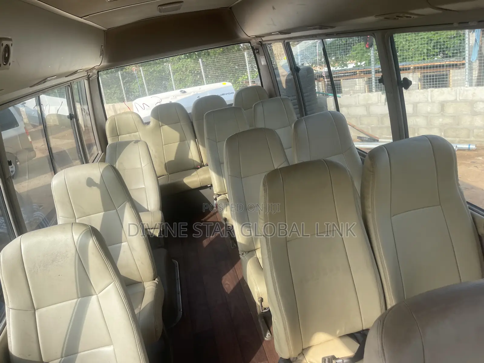 Toyota Coaster 2011 Gold