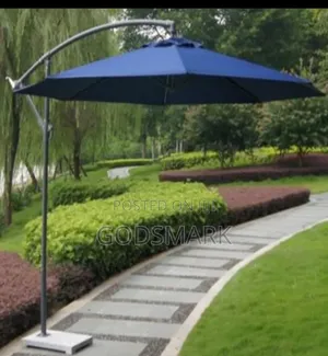 Poolside Garden Umbrella (7feet)
