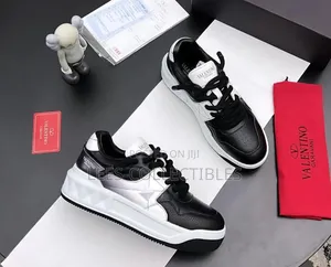 Quality Valentino Garavani Designers Sneakers