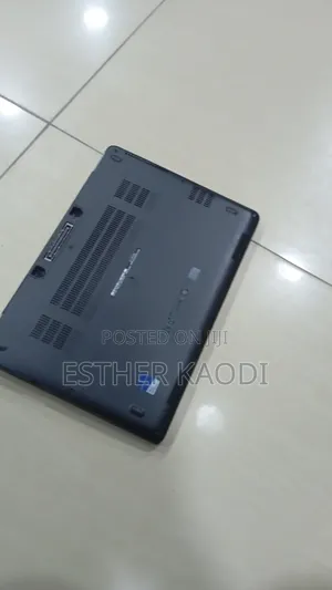 Laptop Dell Latitude 12 E7270 8GB Intel Core i7 SSD 256GB