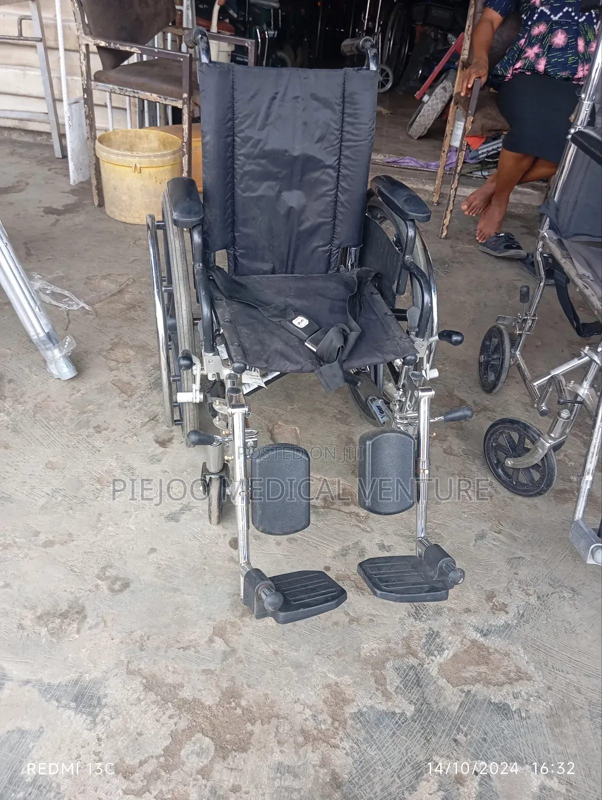 Autopedic Wheelchair
