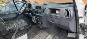 Mercedes-Benz Sprinter 2002 White