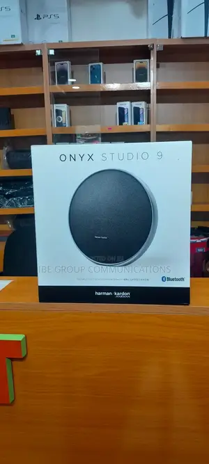 Onyx Studio 9
