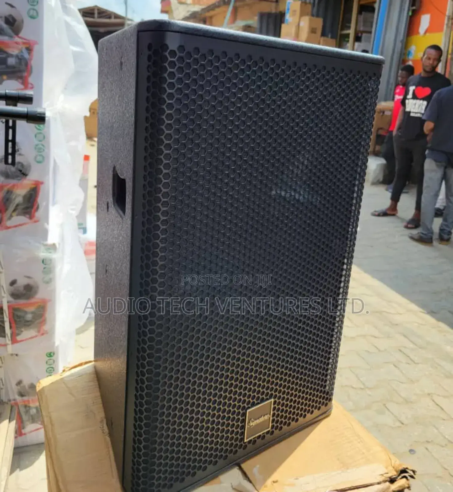 Signature Speaker 12 Inches