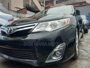 Toyota Camry XLE 4dr Sedan (2.5L 4cyl 6A) 2014 Black