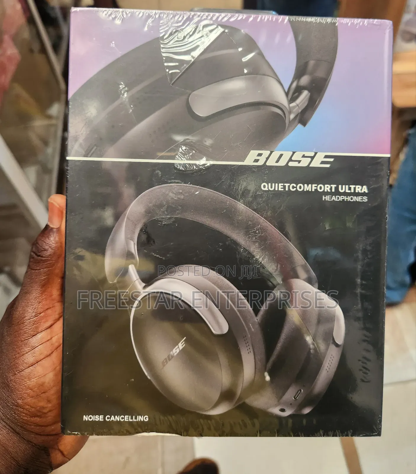 BOSE Qiet Comfort Wireless Headphone. BOSE Bluetooth.