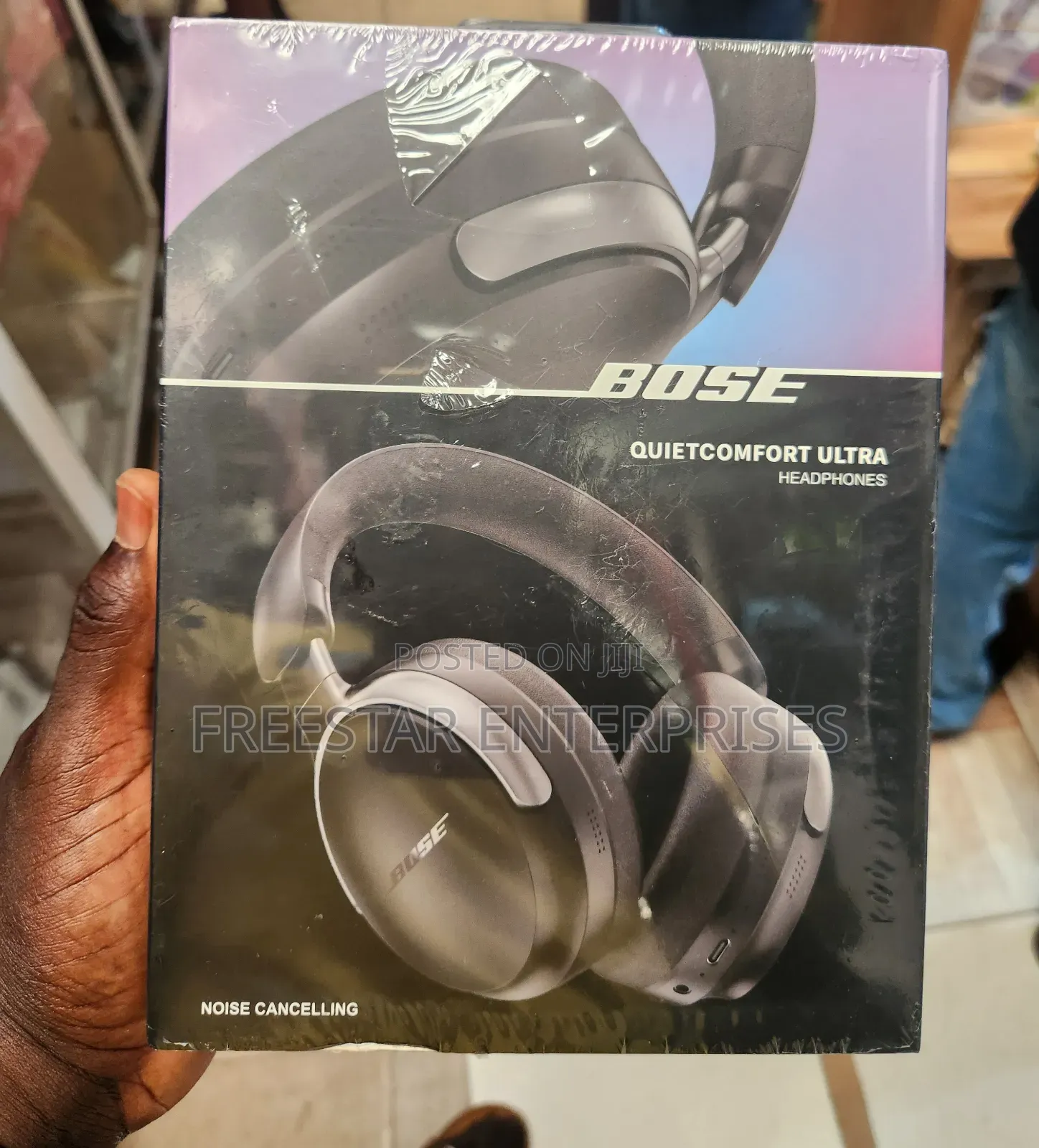 BOSE Qiet Comfort Wireless Headphone. BOSE Bluetooth.