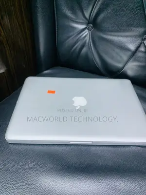 Laptop Apple MacBook Pro 8GB Intel Core I7 HDD 750GB