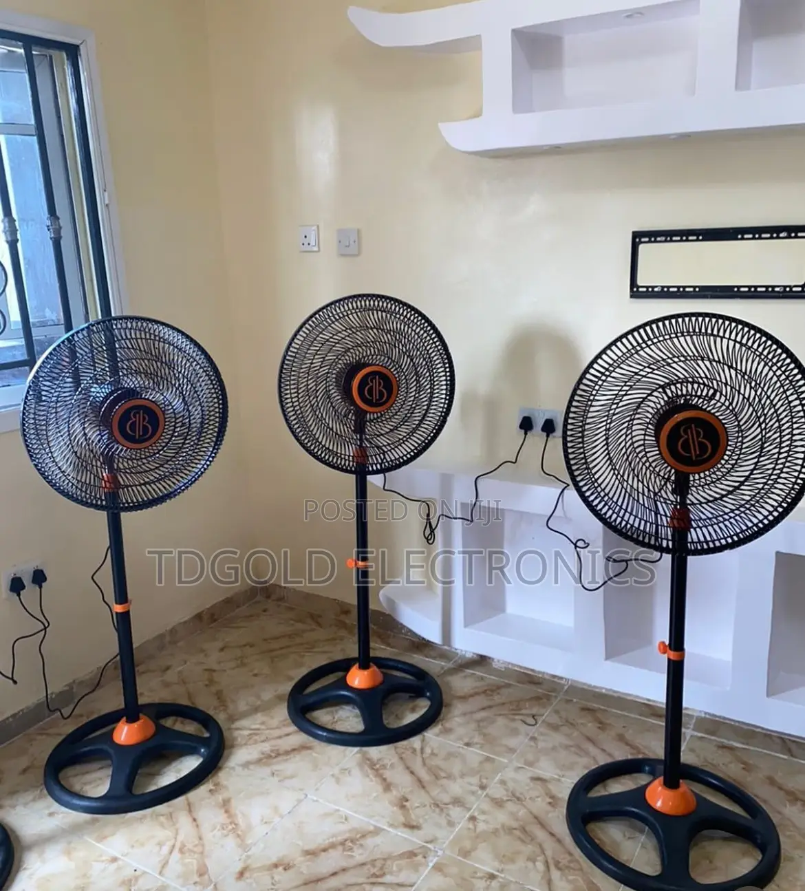  BB Pro 18-Inch Standing Fan –