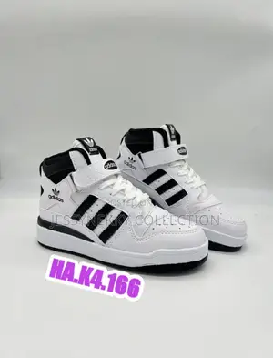 Classic Turkish Unisex Sneakers