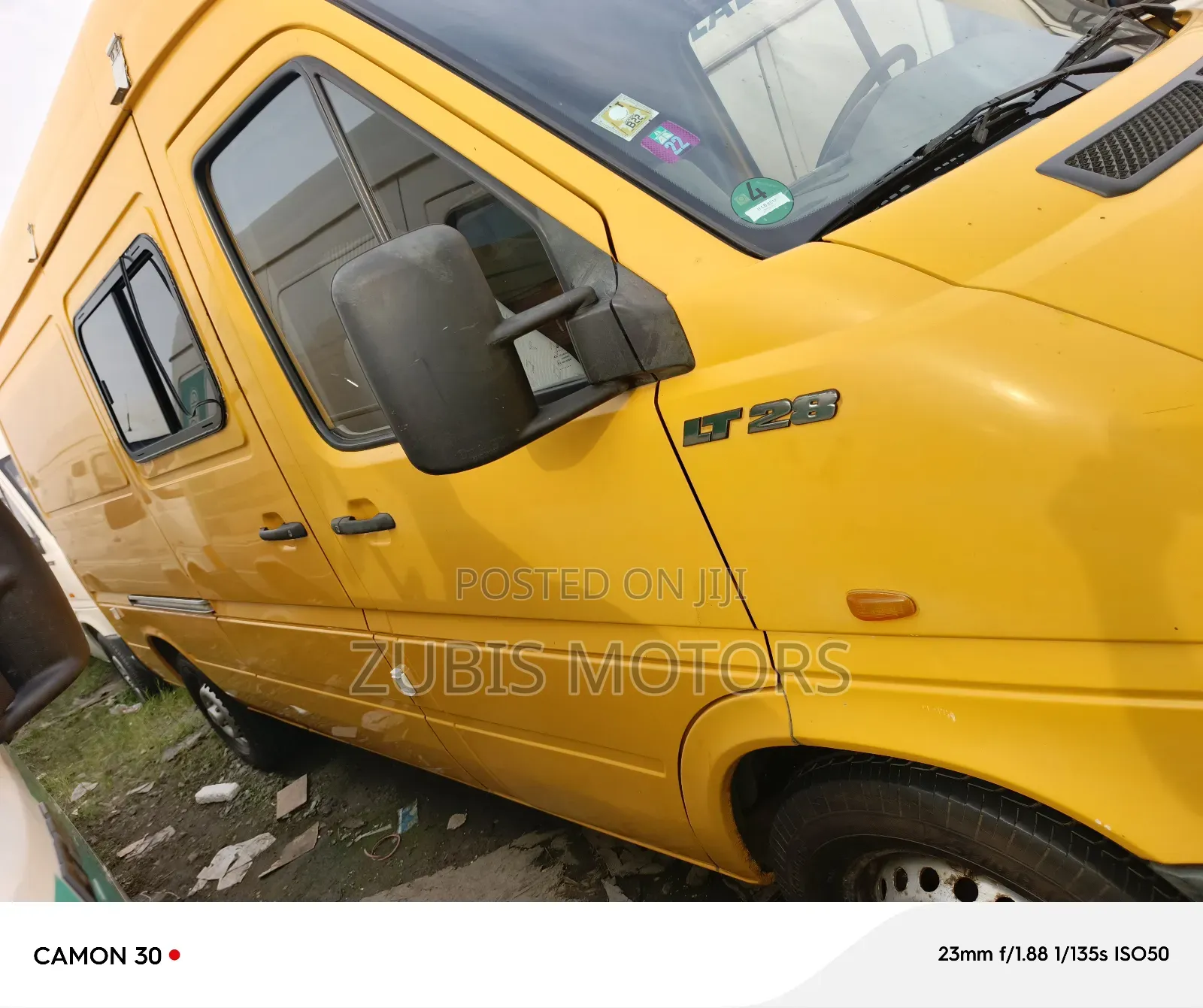Volkswagen LT 2004 Yellow