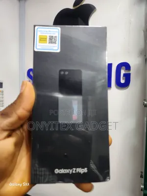 New Samsung Galaxy Z Flip 5 256 GB Blue