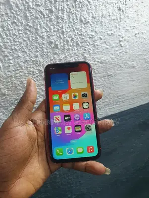 Apple iPhone XR 64 GB Red
